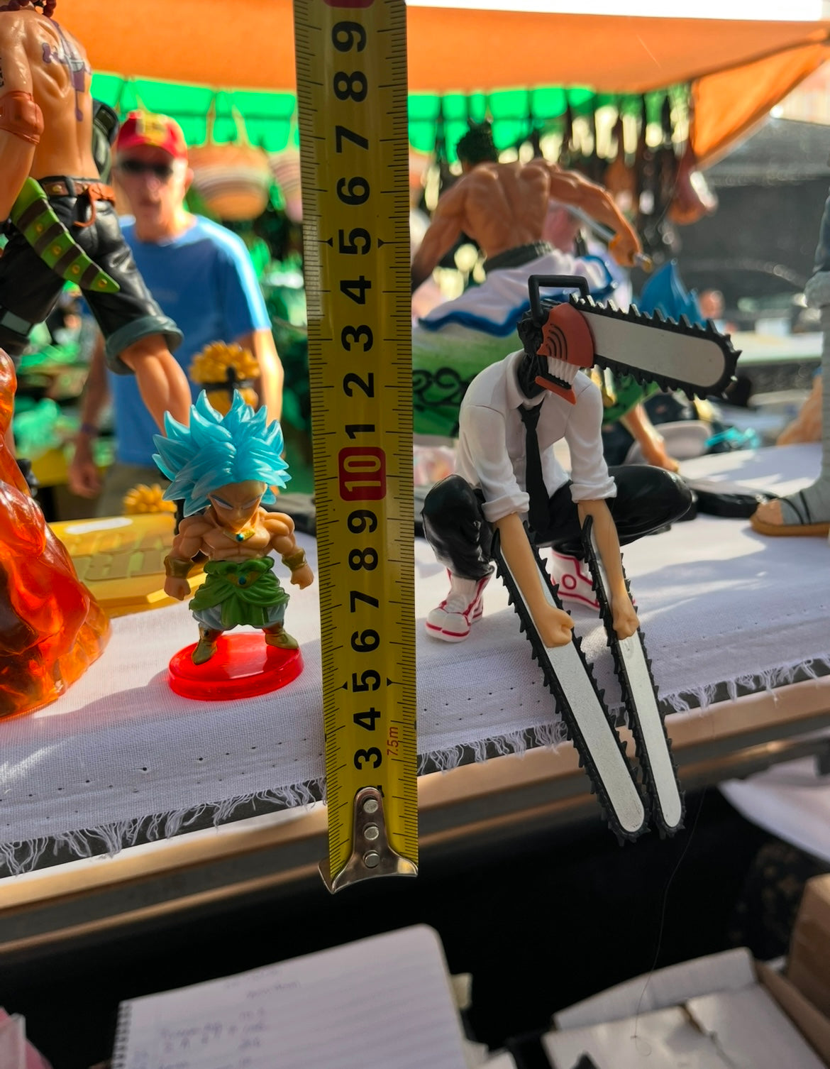Chainsaw Man Crouching Battle Pose Figurine – Anime Collectible Model