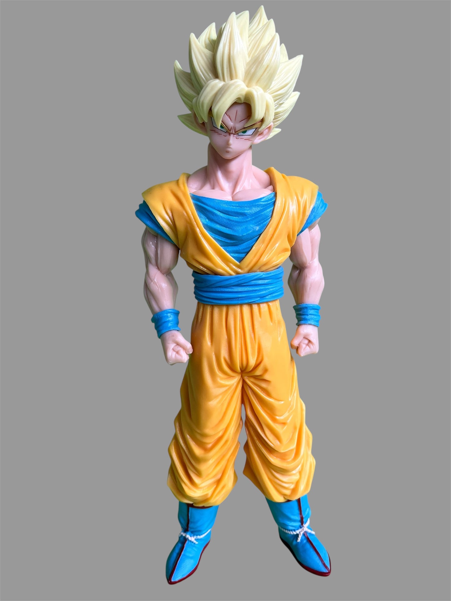 💥 Super Saiyan Goku Figure – Legendary Dragon Ball Z Collectible