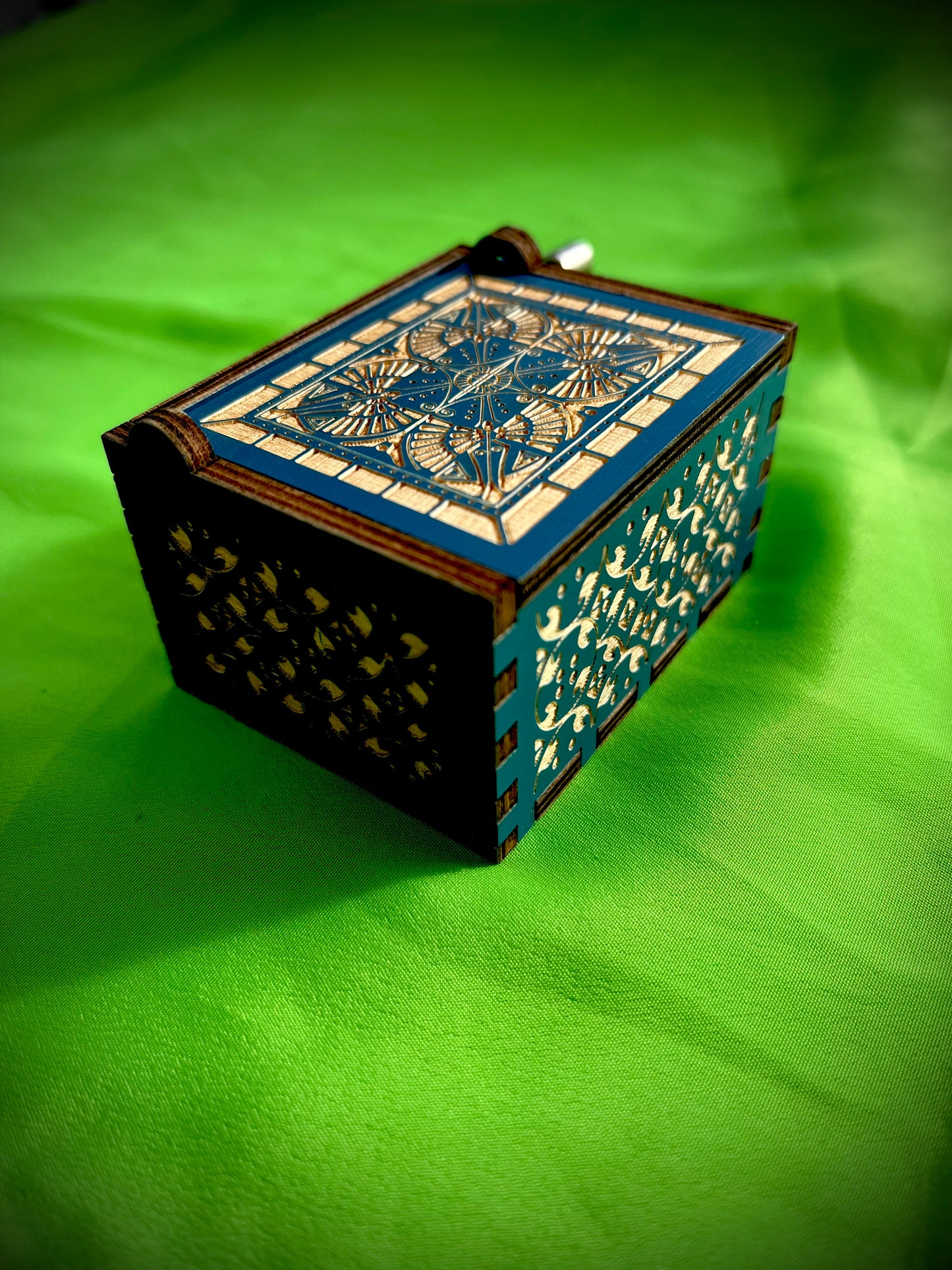 Love you to the moon classic wooden music box of the classic from musical