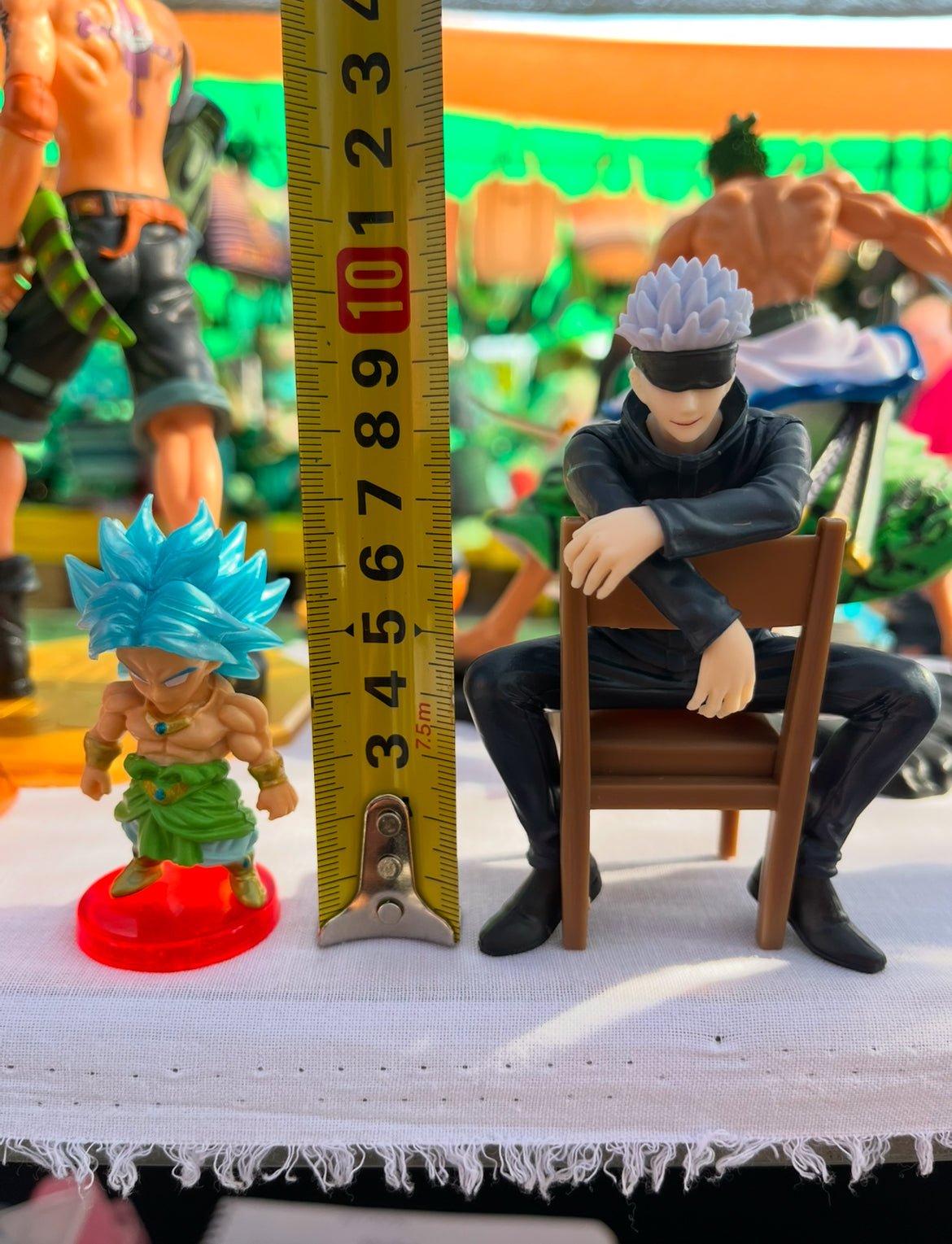 Jujutsu Kaisen – Satoru Gojo Sitting Figure (Chair Pose Ver.)
