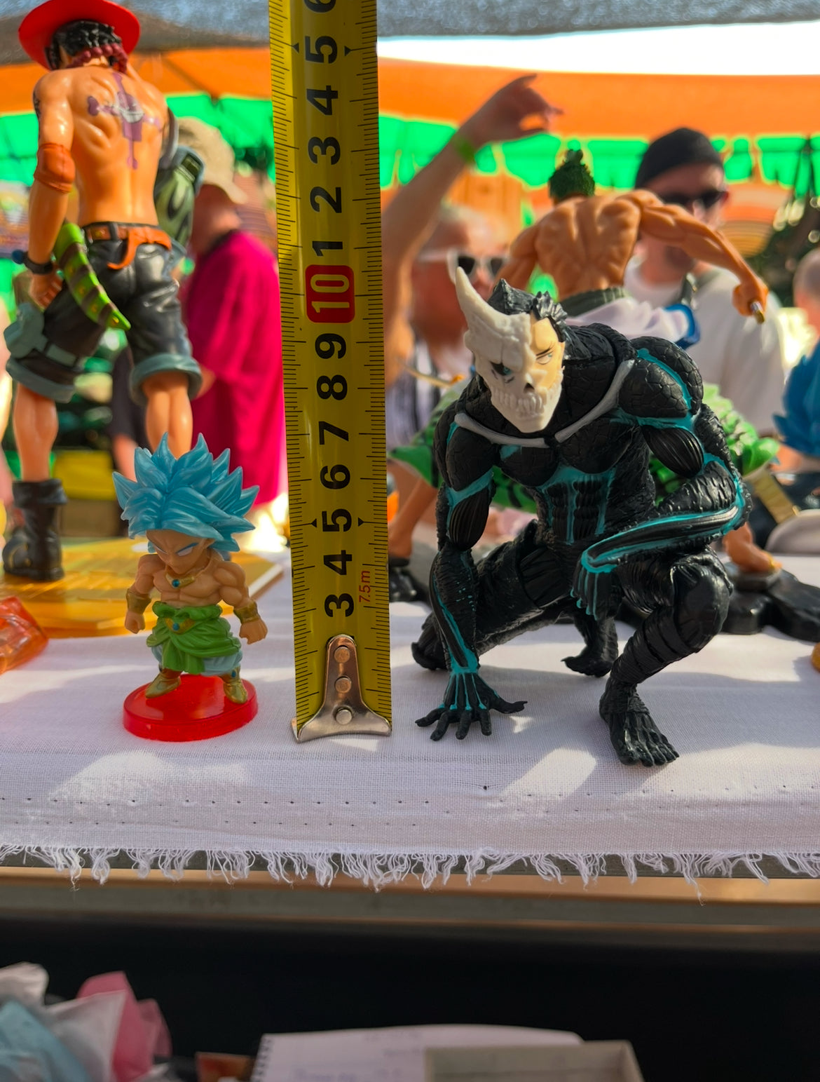 Kaiju No. 8 – Kafka Hibino (Kaiju Form) Figure
