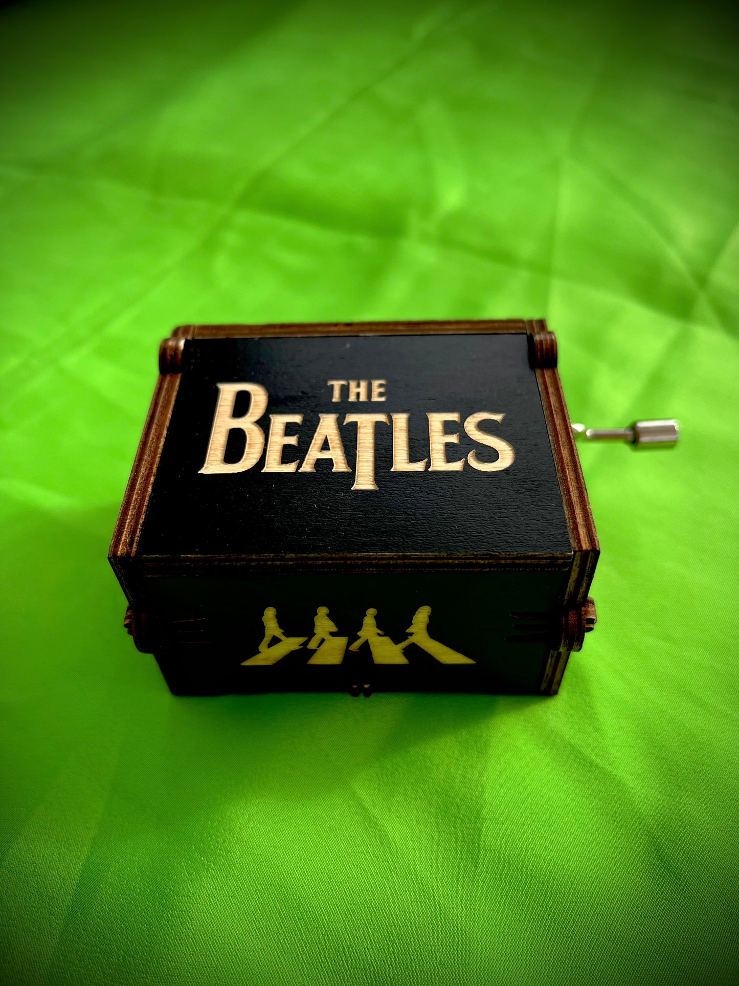 The Beatles Music Box – A Timeless Melody of Legends