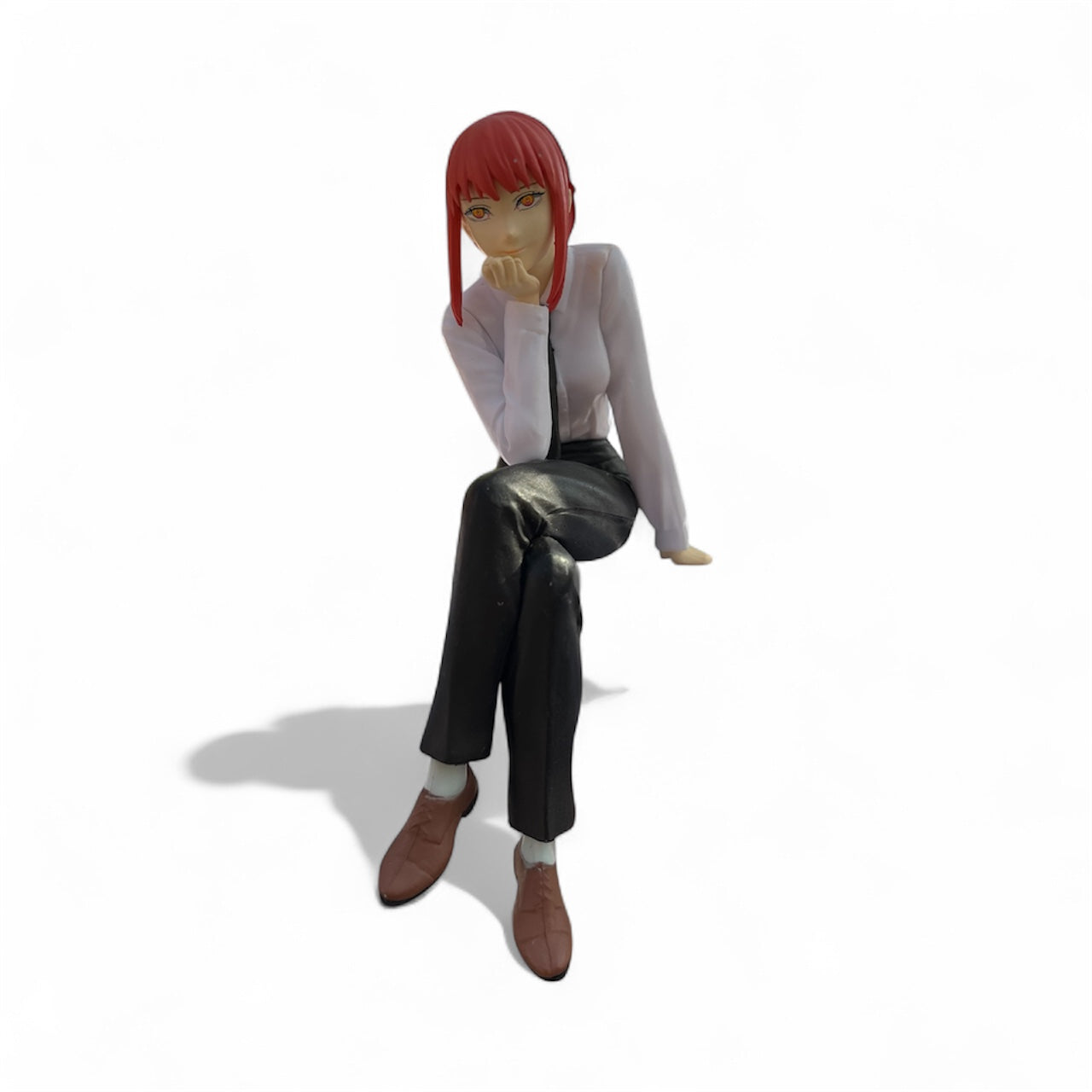 Chainsaw Man – Makima Sitting Pose Figurine