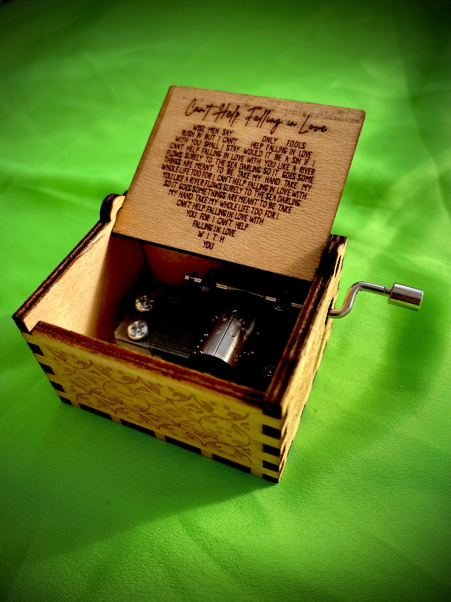 Can’t help falling in love wooden music box of the classic from Musical