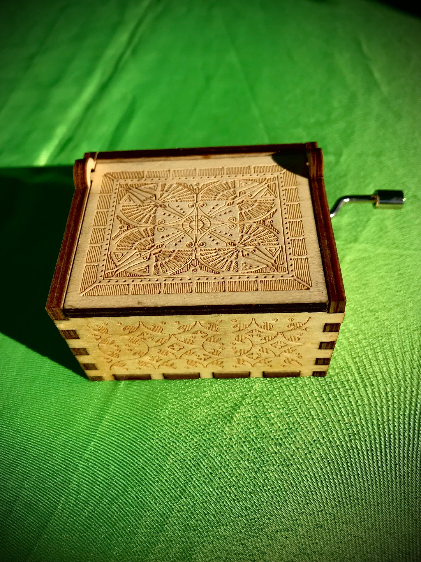 Demon Slayer anime wooden music box of the Kimetsu no Yaiba classic from Japan