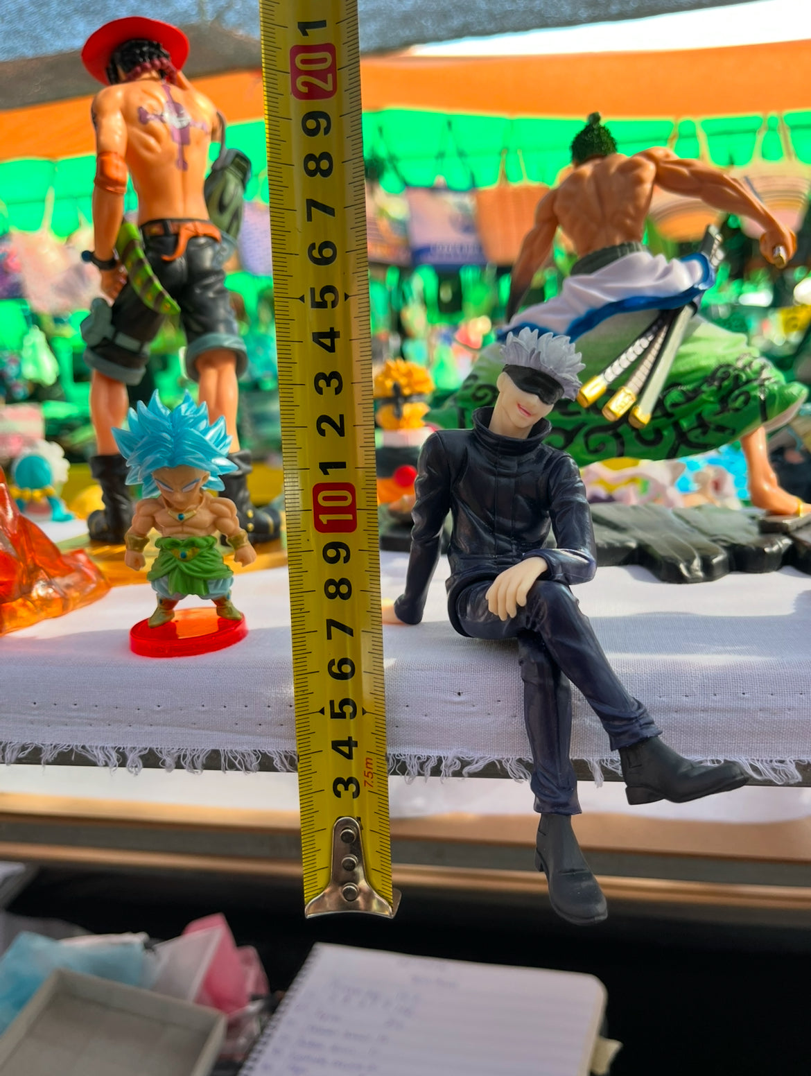 Jujutsu Kaisen – Satoru Gojo Sitting Pose Figurine