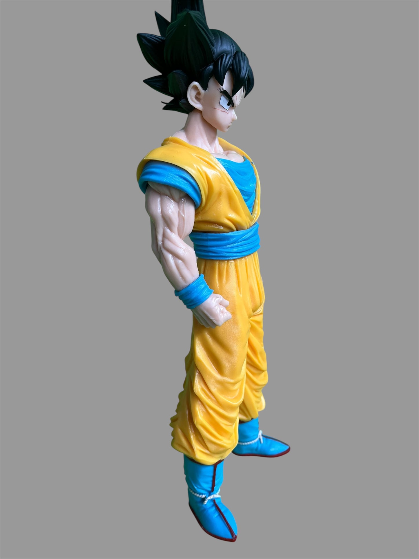 💥 Super Saiyan Goku Figure – Legendary Dragon Ball Z Collectible