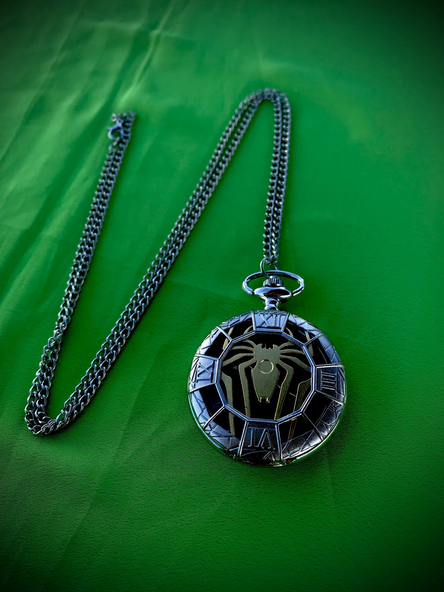 Marvel Spider Spiderman Bronze Pocket Watch movie Themed necklace