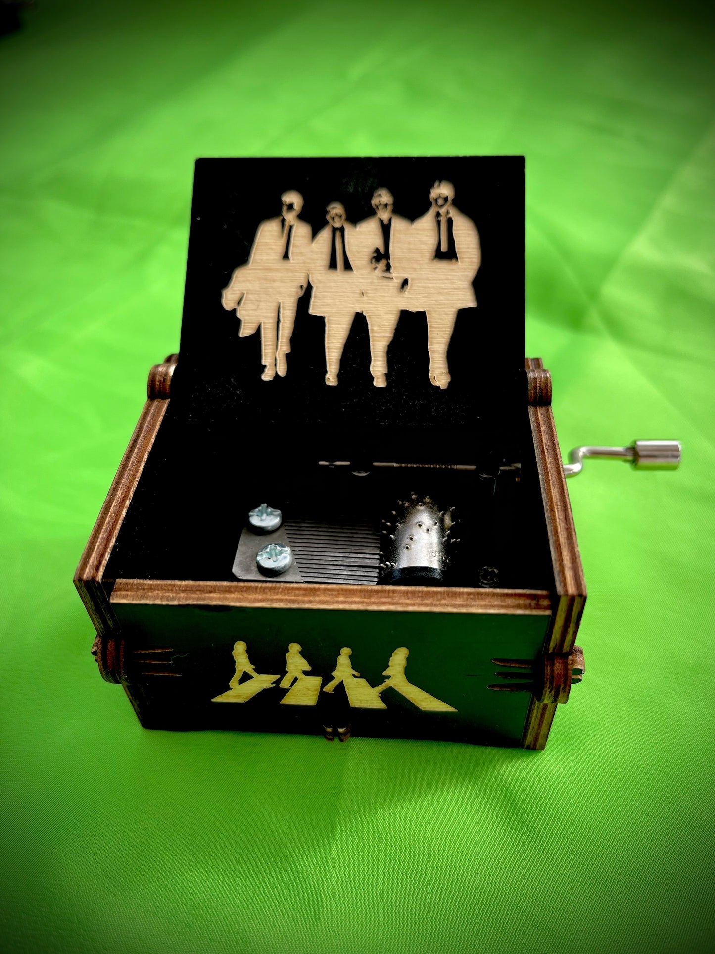 The Beatles Music Box – A Timeless Melody of Legends