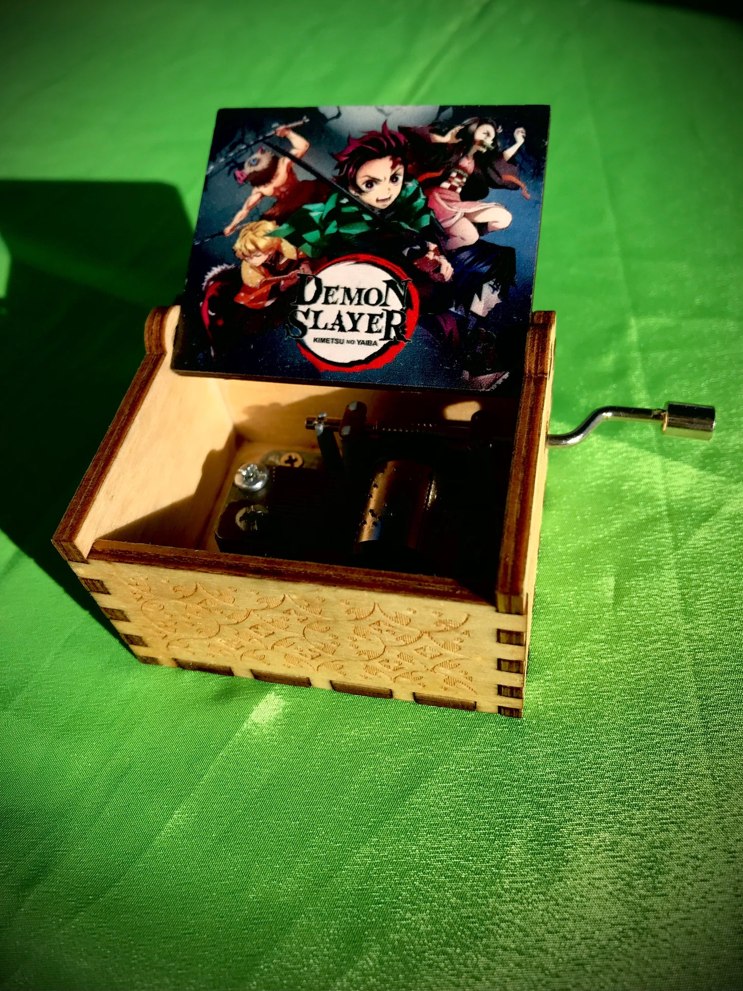 Demon Slayer anime wooden music box of the Kimetsu no Yaiba classic from Japan