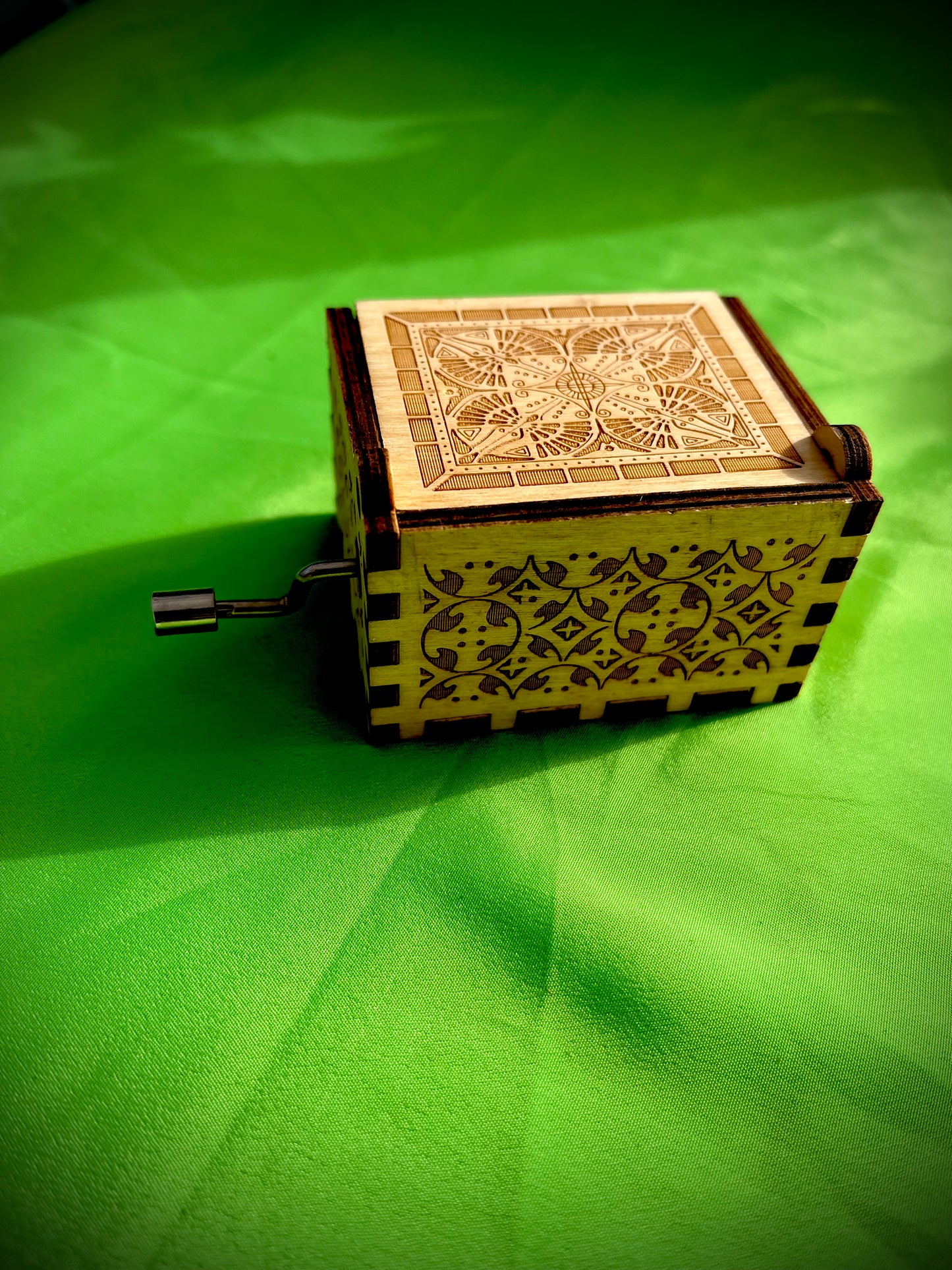To my daughter little sunshine wooden music box of the classic from Musical