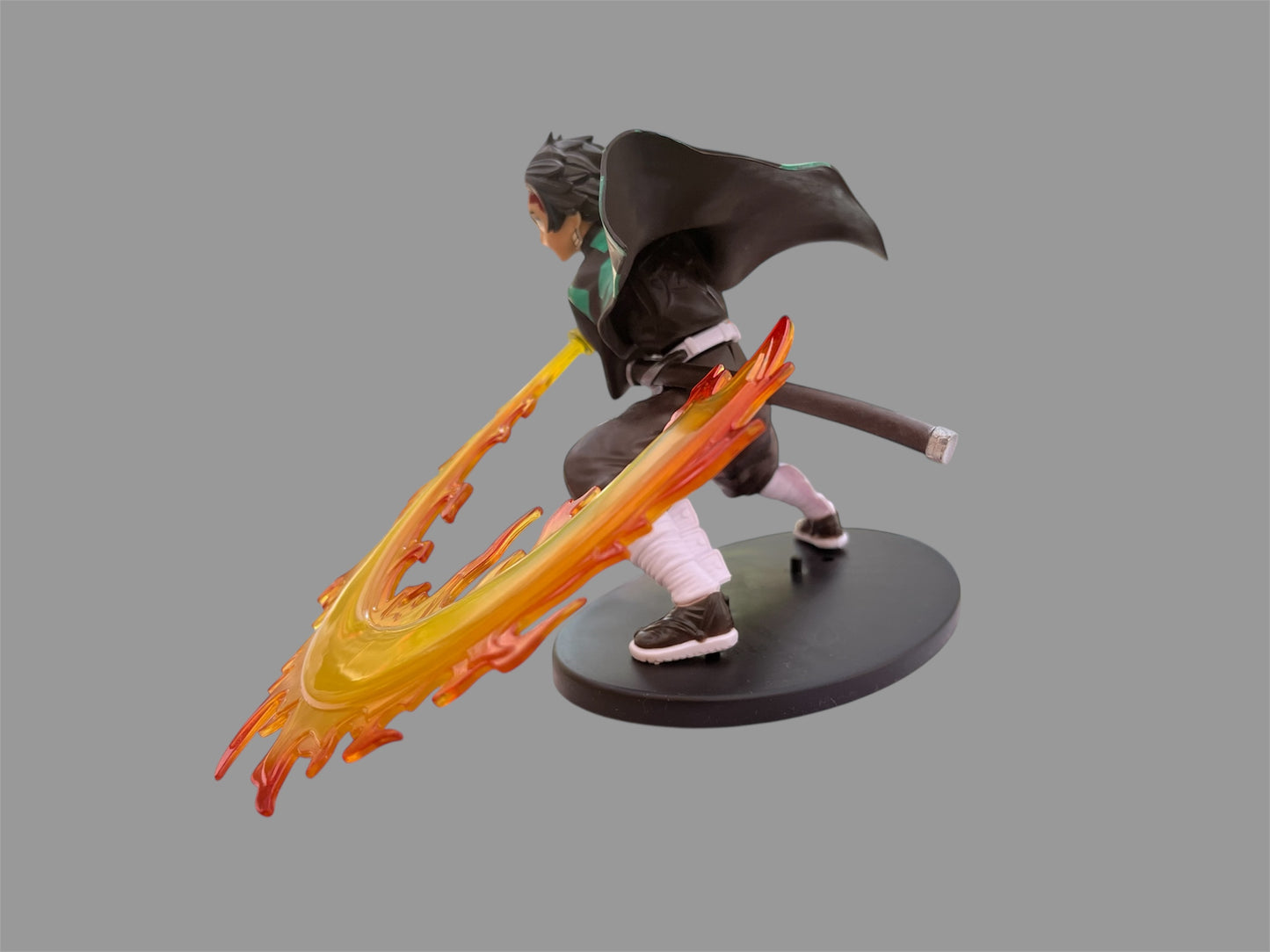 Tanjiro Kamado Hinokami Kagura Attack – Demon Slayer Figure