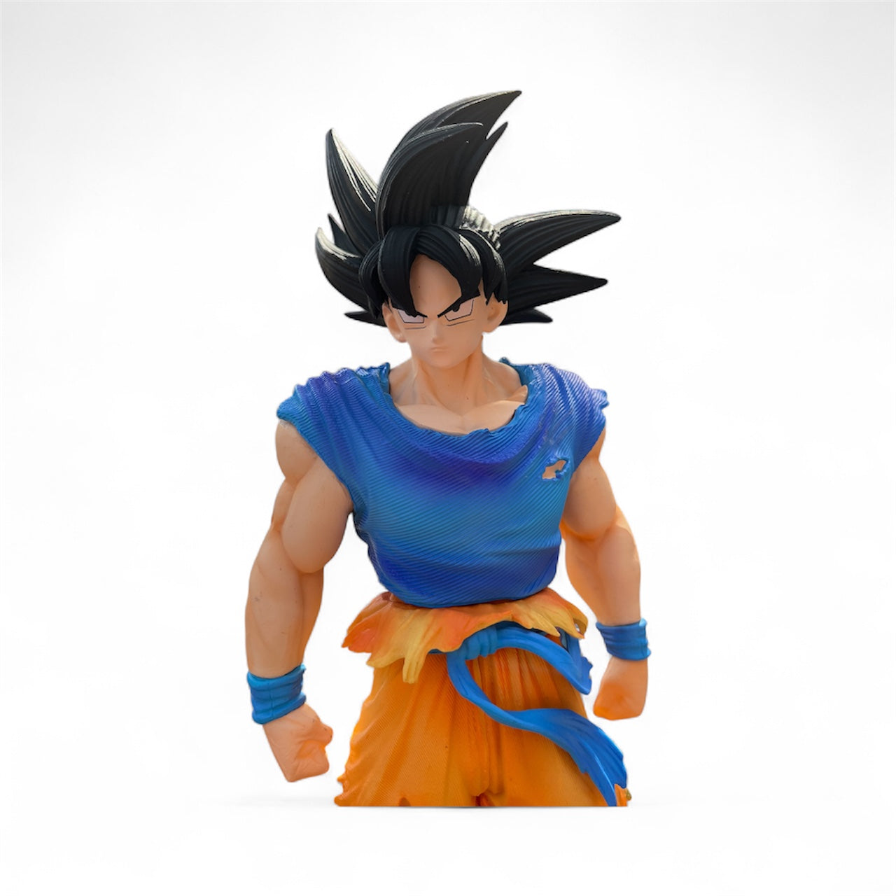 Son Goku (Ultra Instinct Omen) – Dragon Ball Super Figure (28 cm)