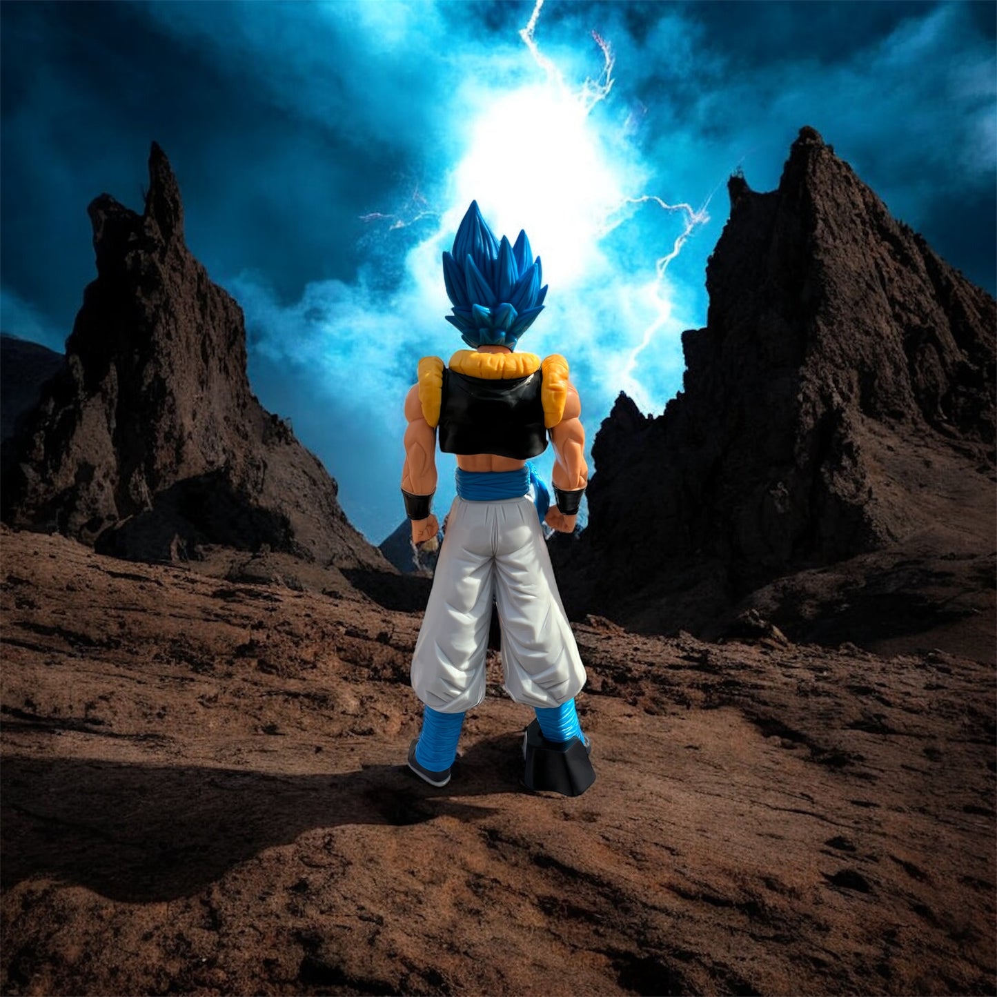 Gogeta (Super Saiyan Blue) – Dragon Ball Super Figure (28 cm)