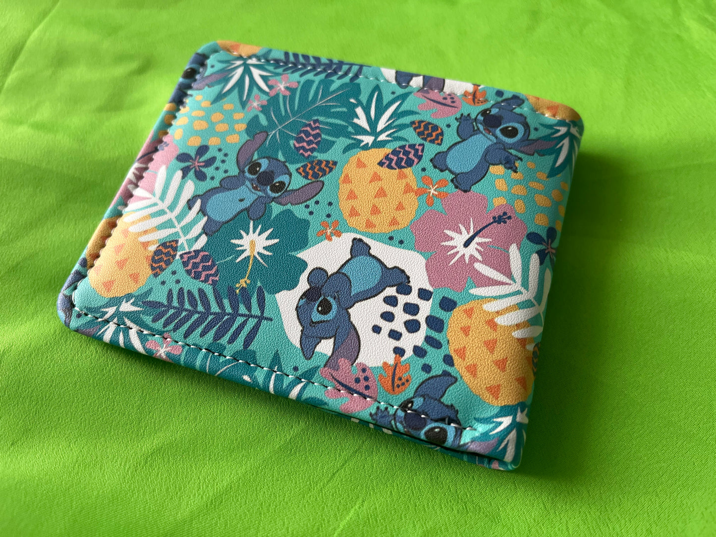 Stitch's Wallet – Where Your Cash Meets Alien Mischief!