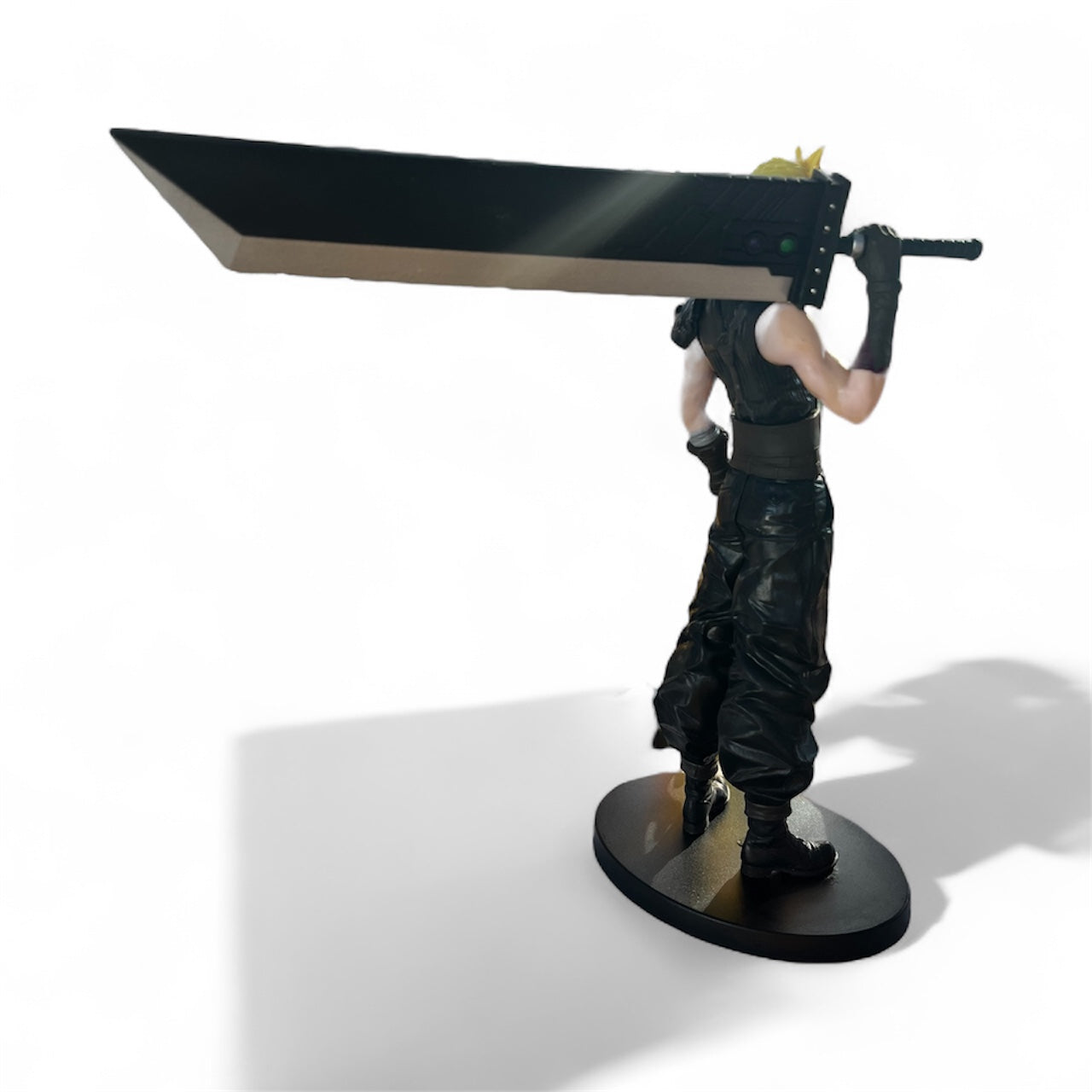 Cloud Strife Figure – Final Fantasy VII (20 cm)