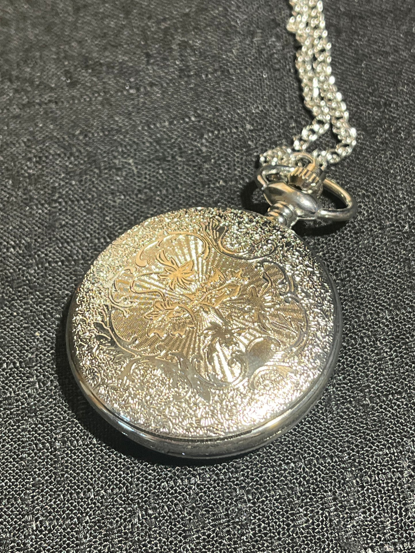 Captain America Shield Pocket Watch – Marvel Collectible Geek Gift