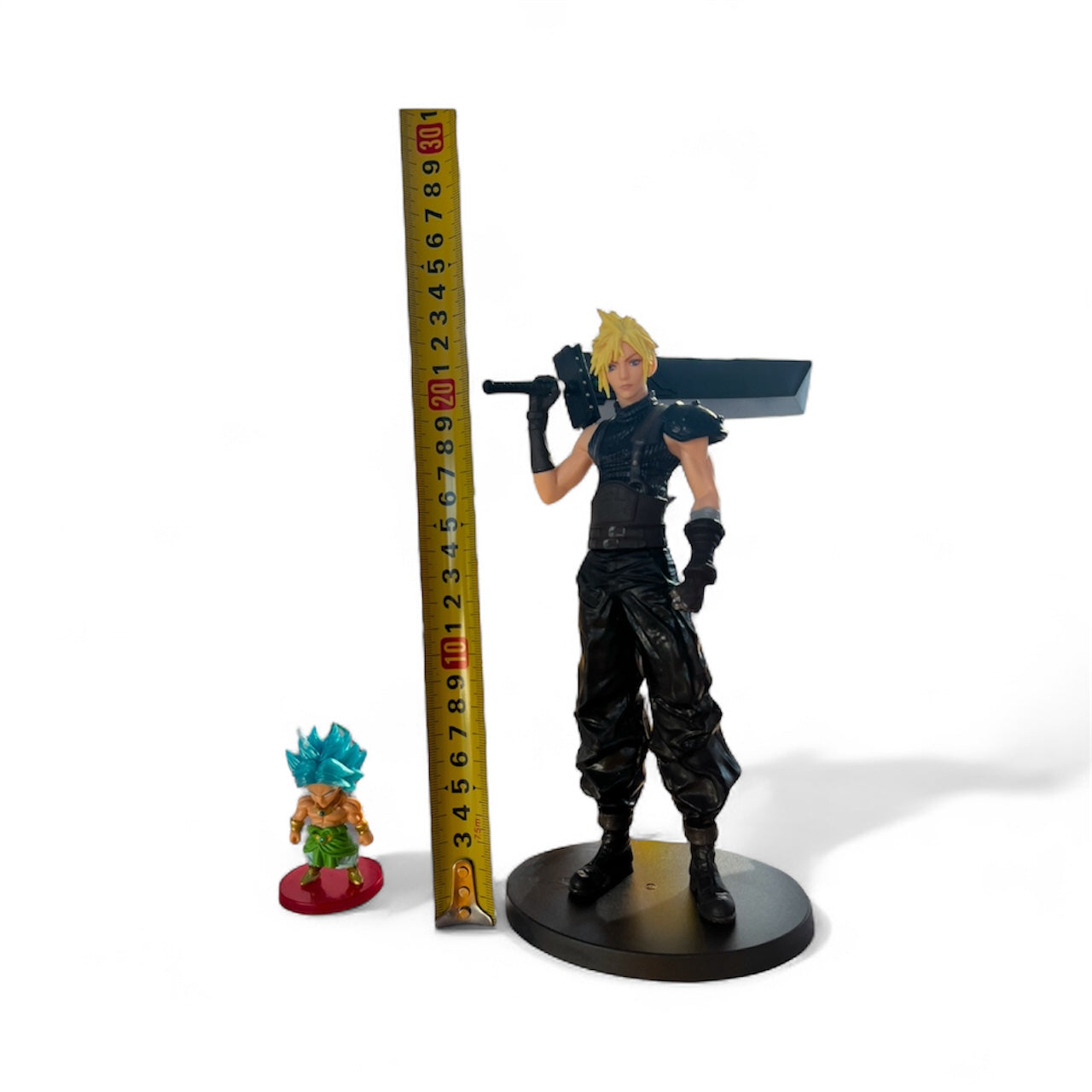 Cloud Strife Figure – Final Fantasy VII (20 cm)