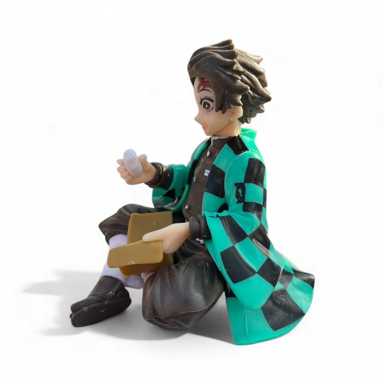 Demon Slayer – Tanjiro Kamado Sitting Figure (Onigiri Ver.)