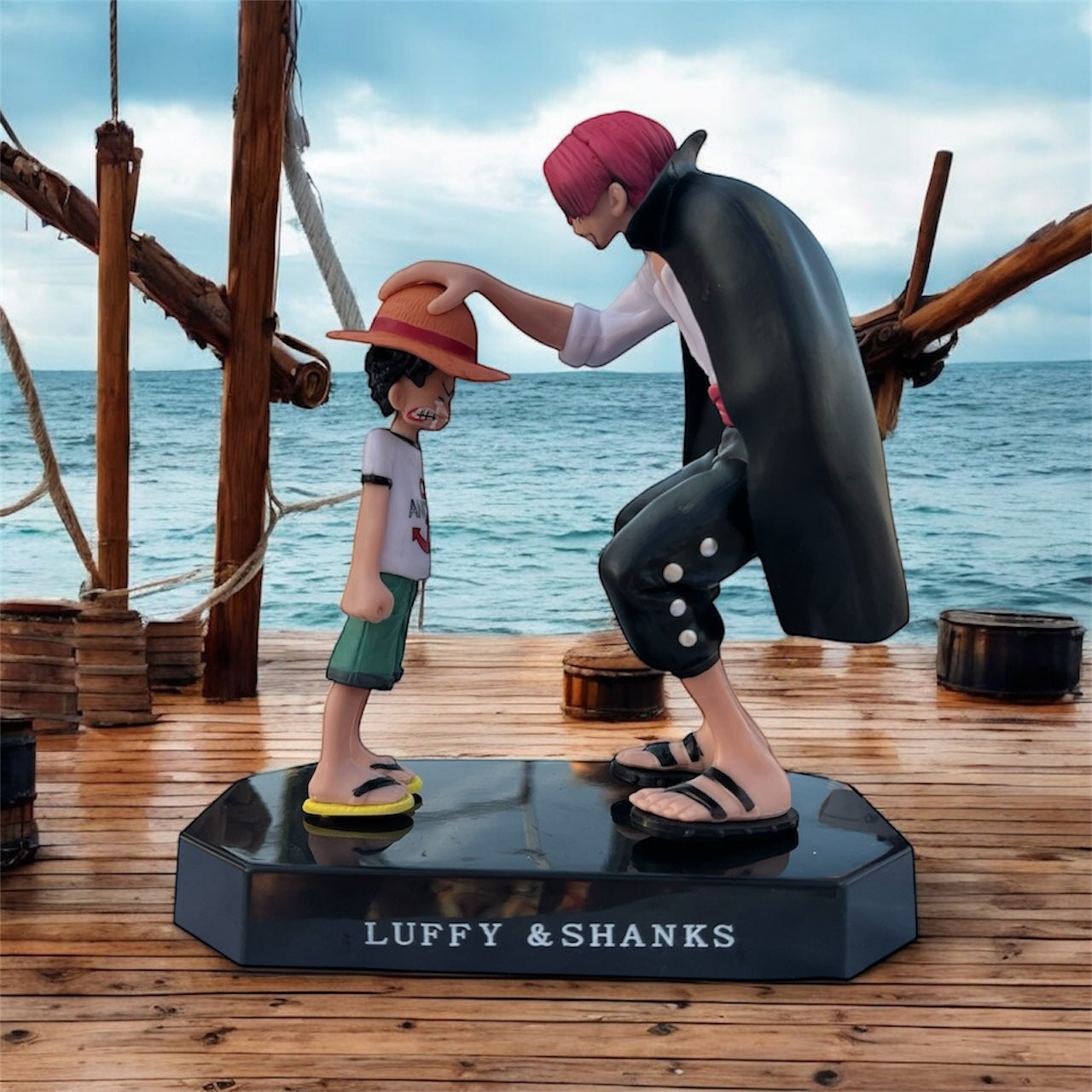 One Piece – Shanks & Young Luffy Legendary Straw Hat Scene Figurine